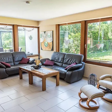 Haus Jaeschke بيت للعطل